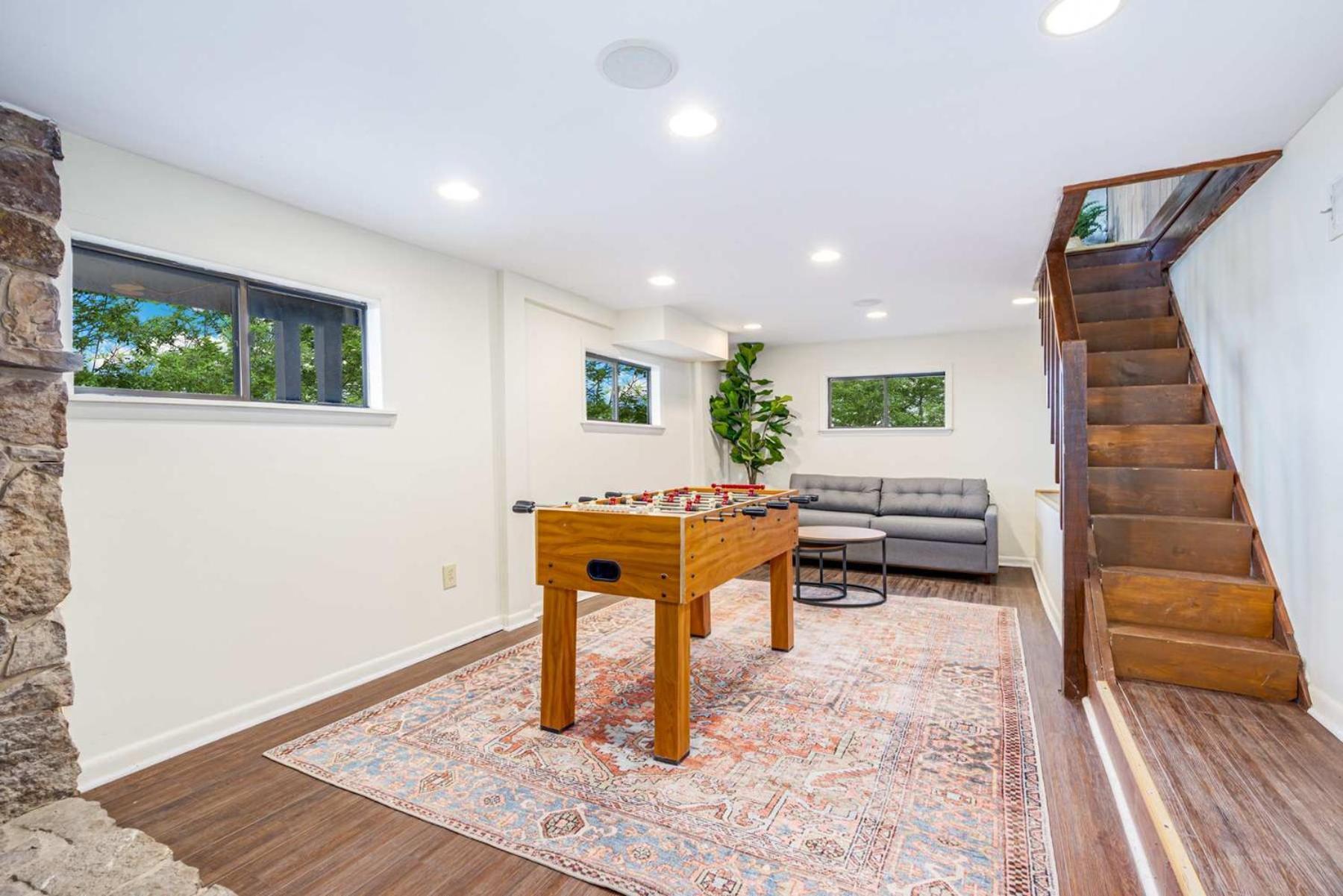 Amazing Views, Hot Tub, Fire Pit, Deck & Fireplace Inwood Esterno foto
