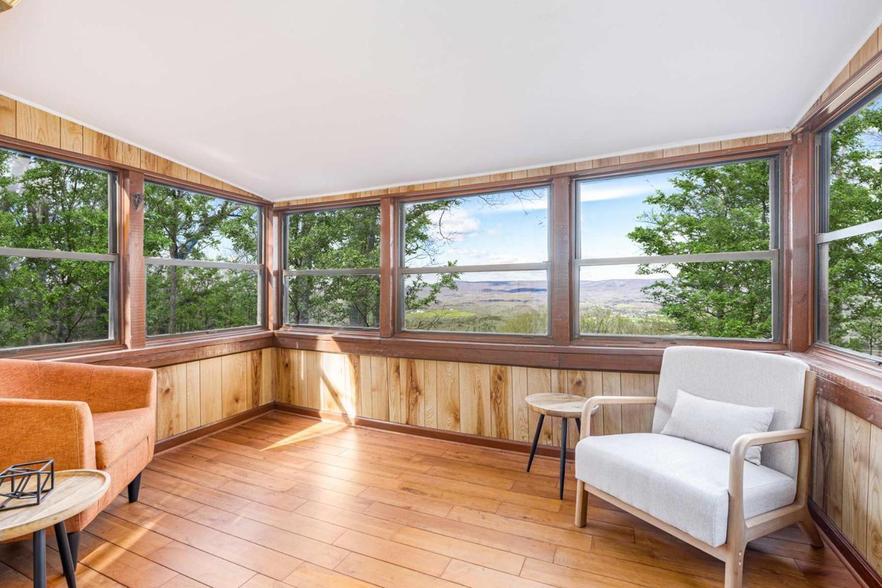 Amazing Views, Hot Tub, Fire Pit, Deck & Fireplace Inwood Esterno foto